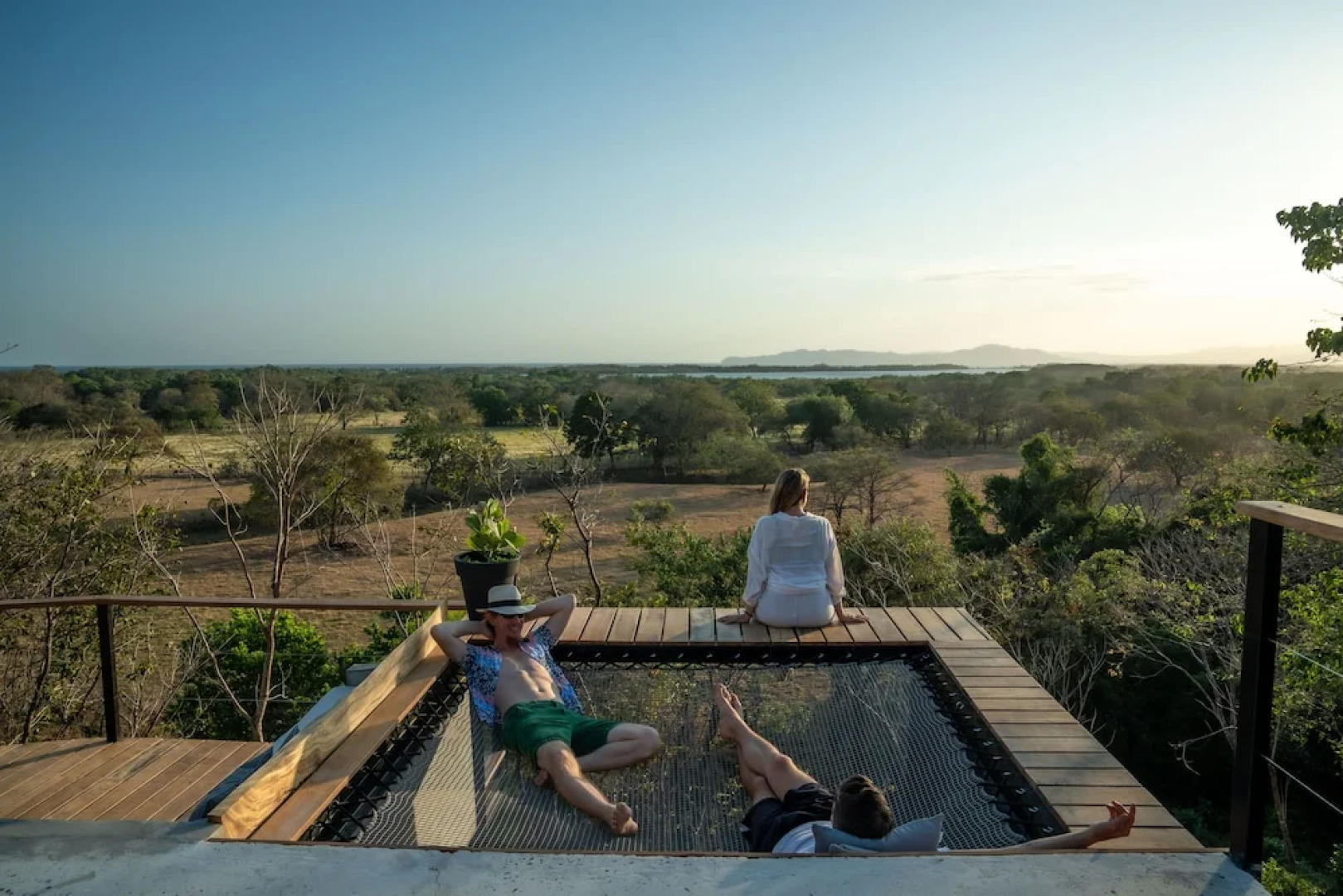 Alaya Yoga & Surf & Retreat