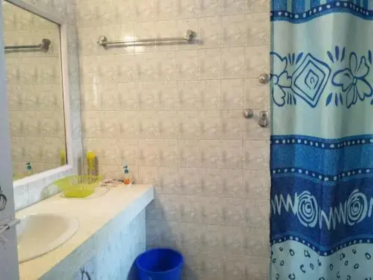 Aayesh Bed & Breakfast