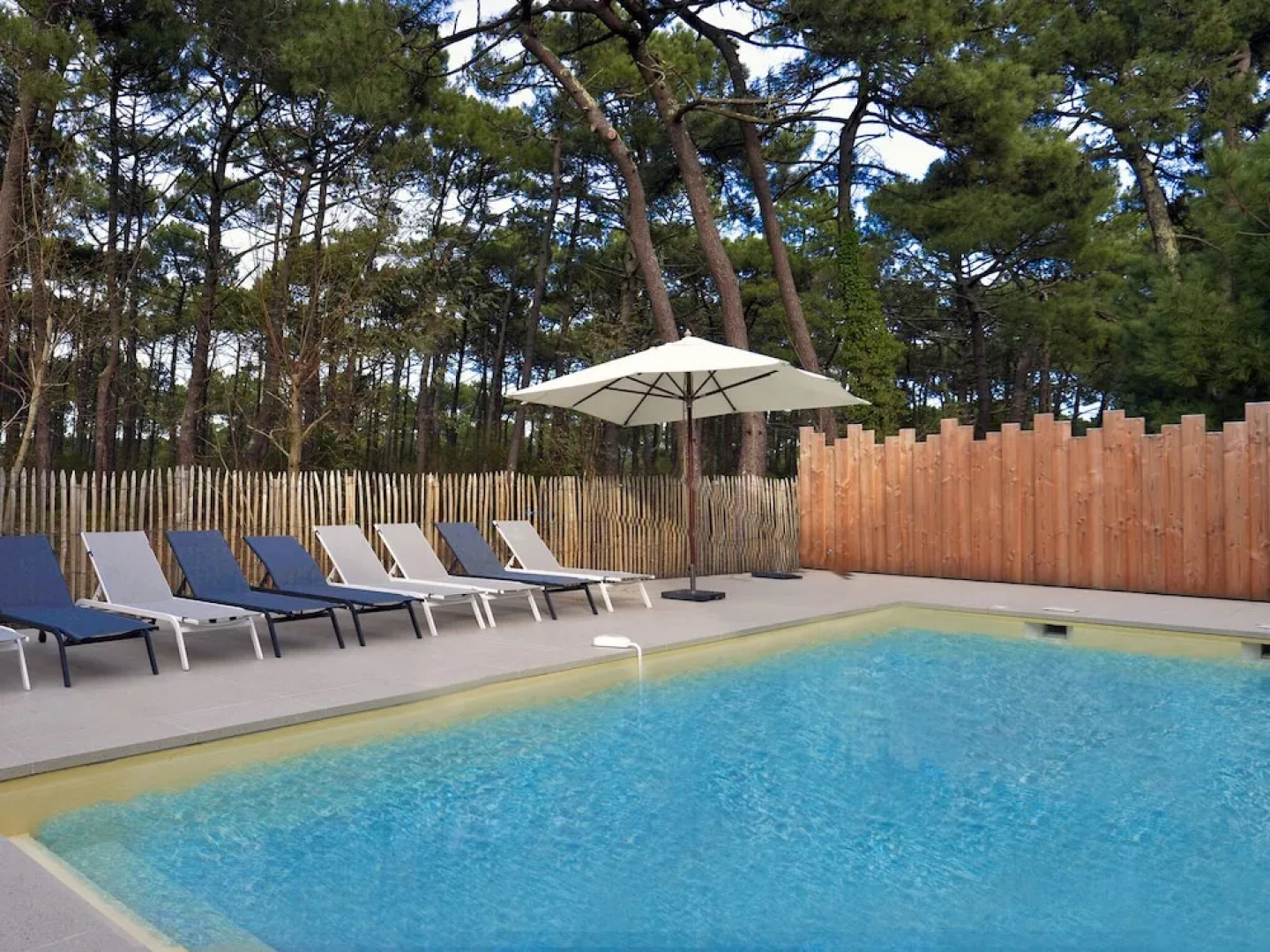 Modern Apartment in Lively Lacanau-océan