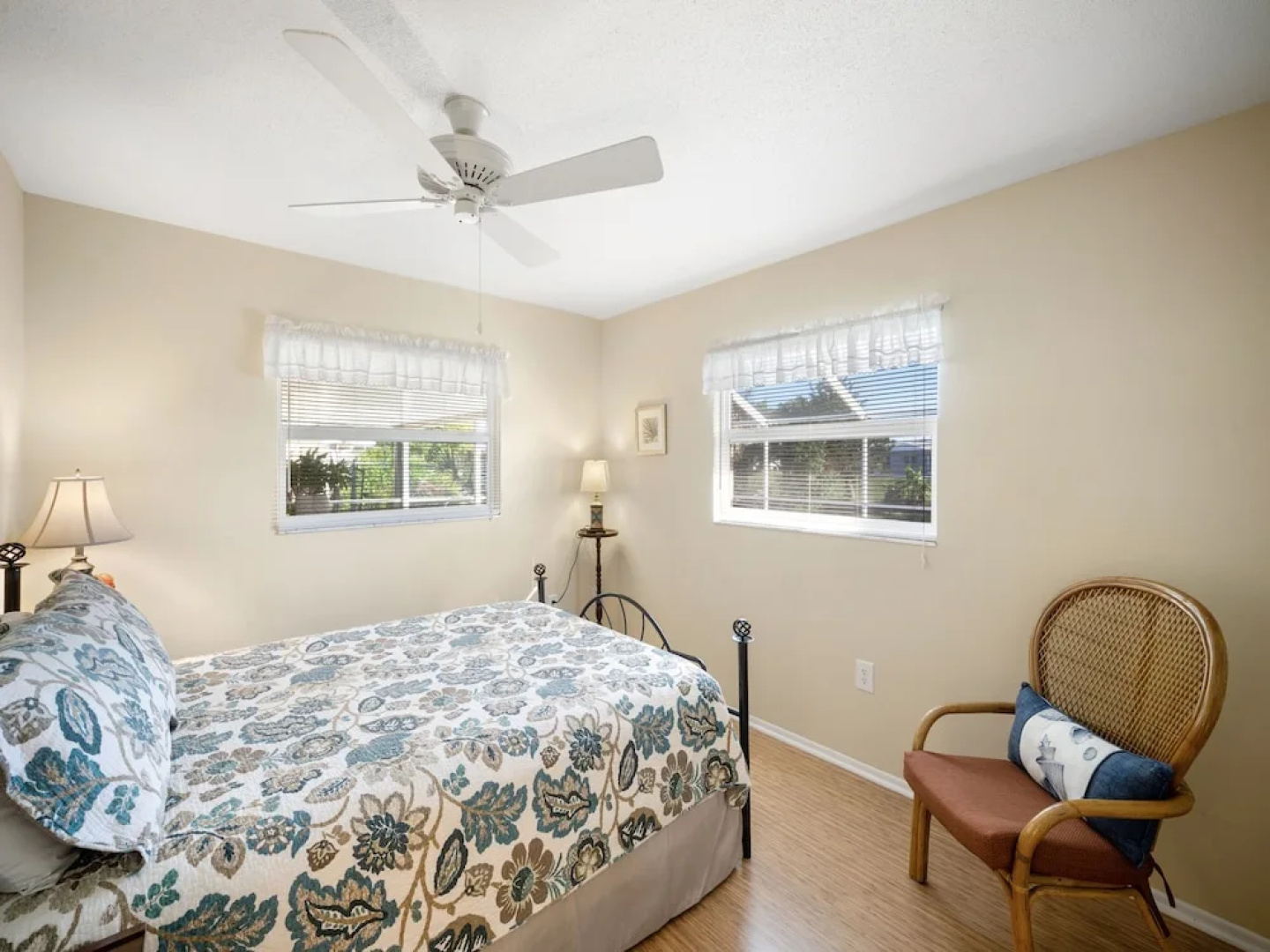 Lakeside House by Vacation Rental Pros