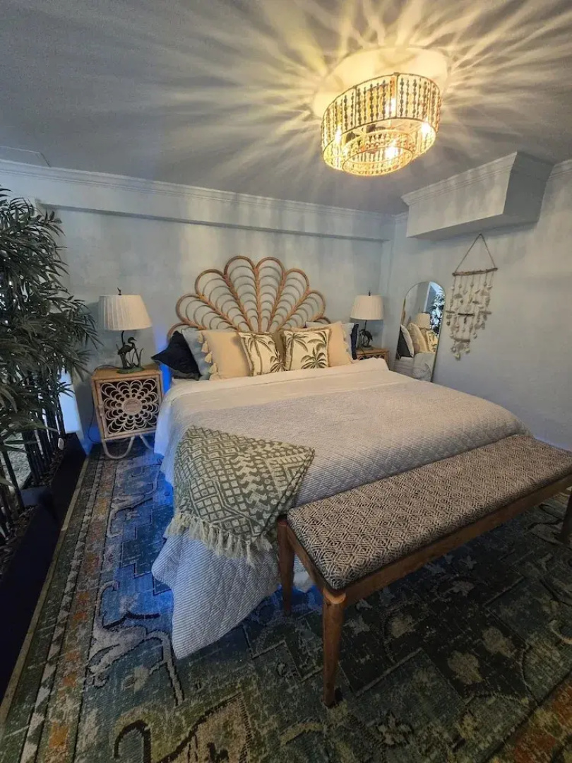 3 br Private Suite in our Waterfront Paradise