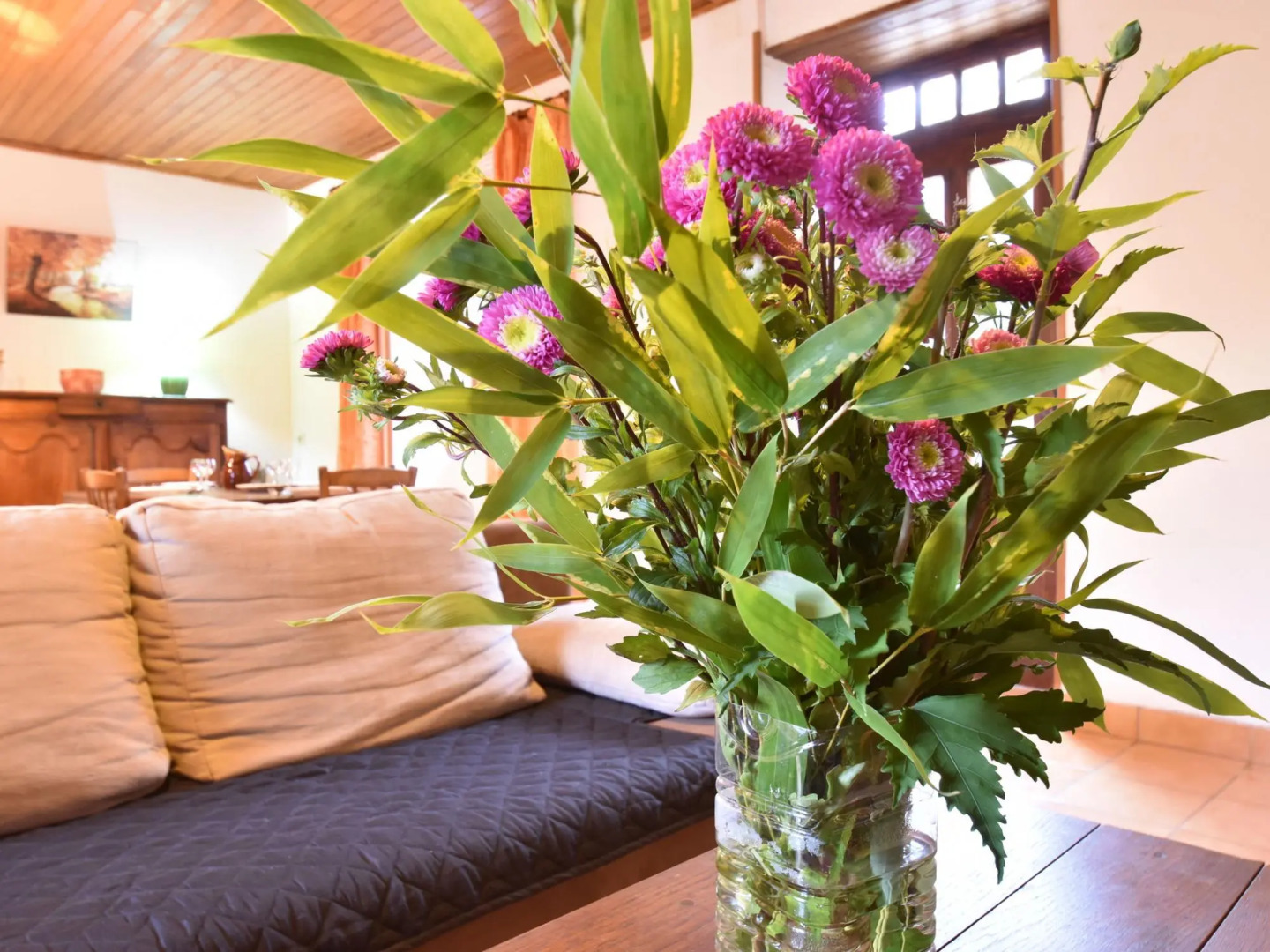 Graceful Home in Berbiguières, Valley of the Castles at 15min