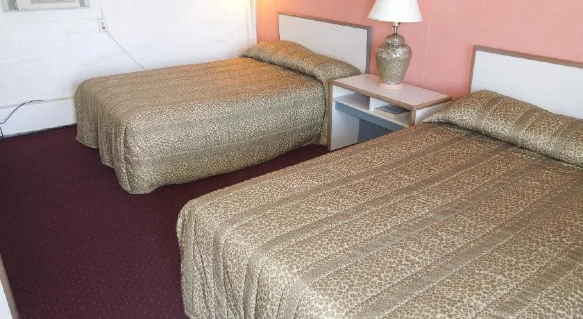 Taffy Motel
