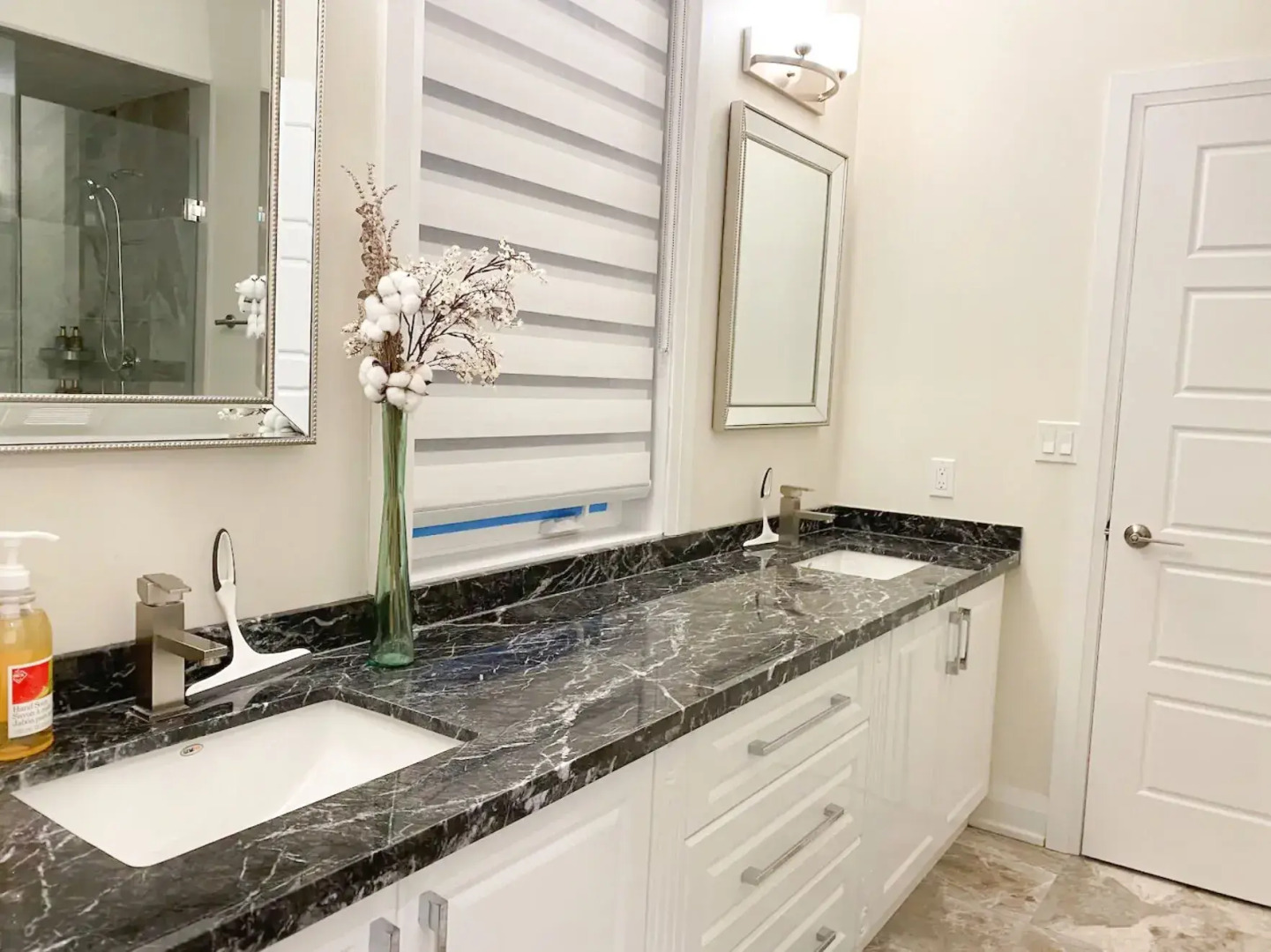 Luxurious Rooms in Pickering