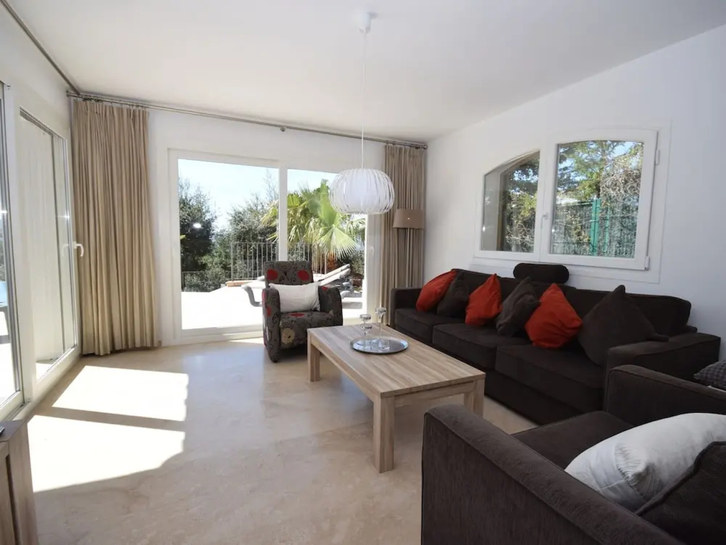 Beautiful Villa With Fantastic View and Infinity Pool Near Santa Cristina D'aro