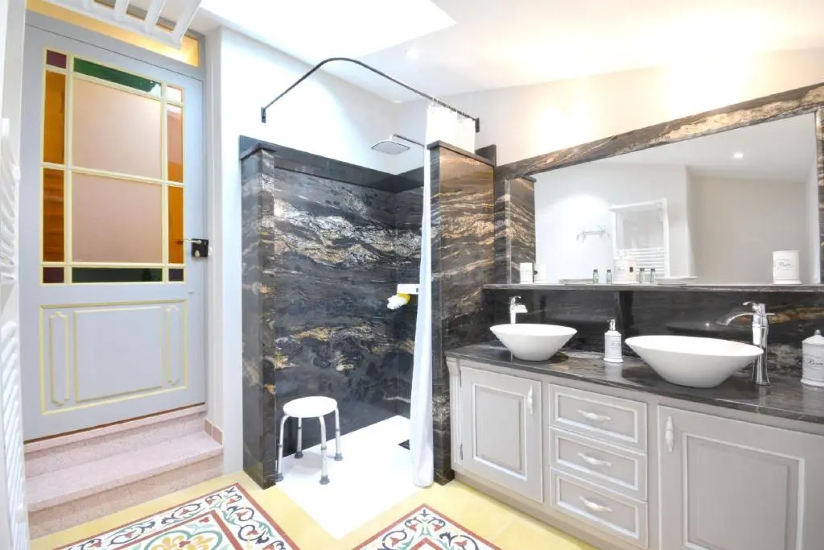 Maison de 2 chambres avec piscine partagee jardin amenage et wifi a Le Thor