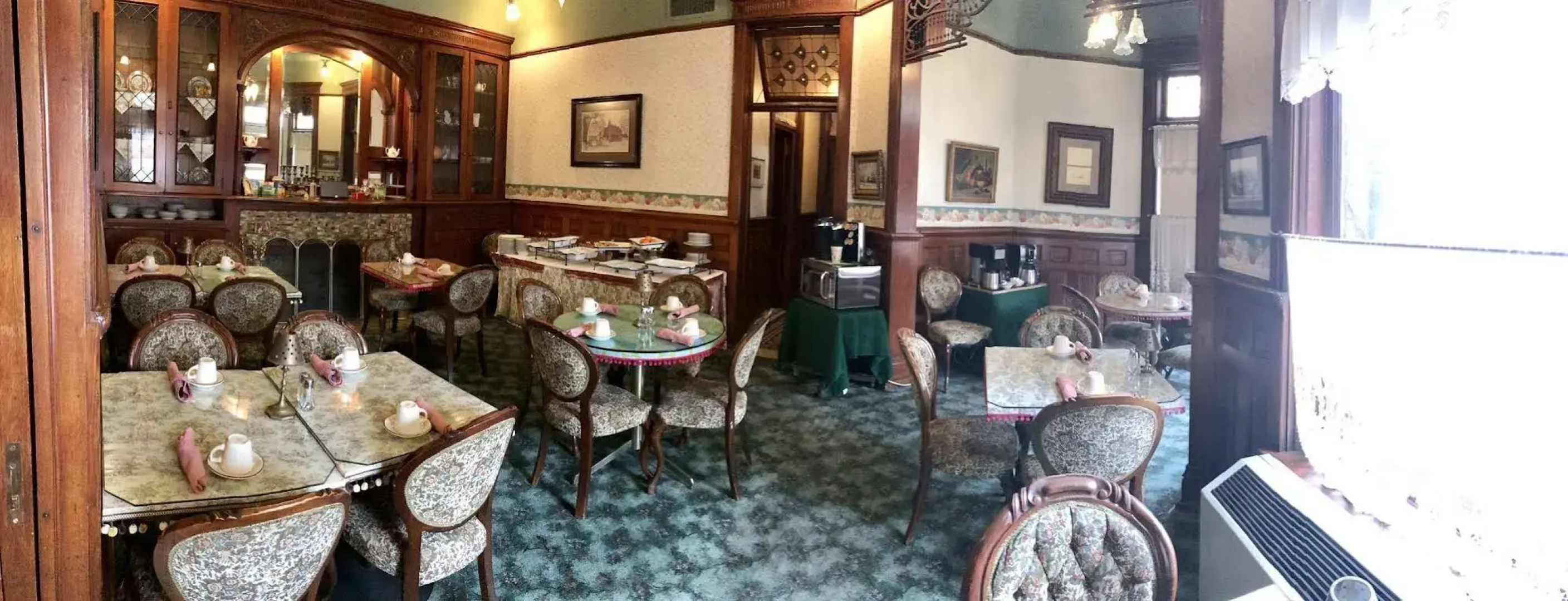 Redstone Inn And Suites