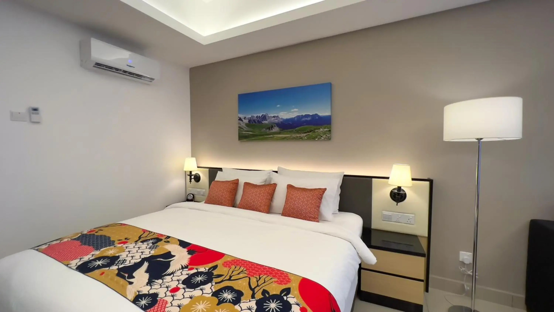 The Yanné, Onsen Hotel