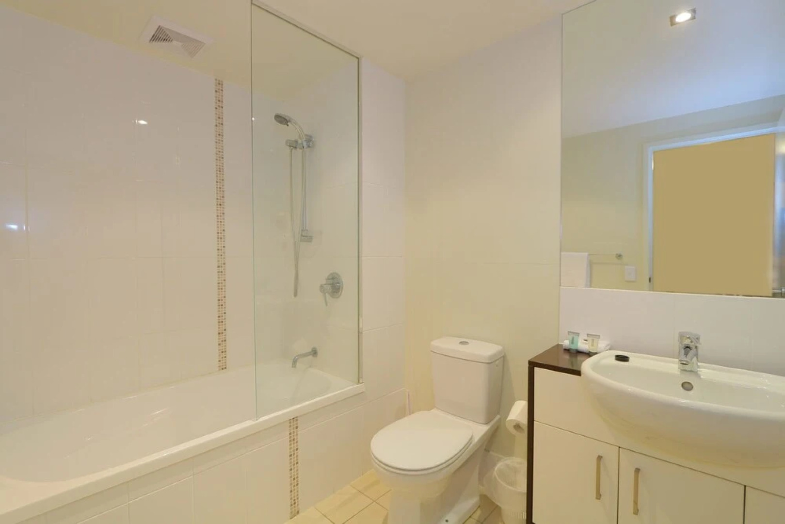 Drift Apartments North #10