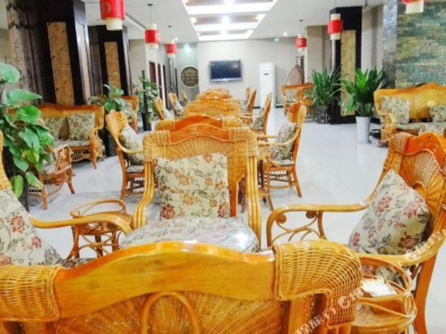 Meishan Fu Traders Hotel four