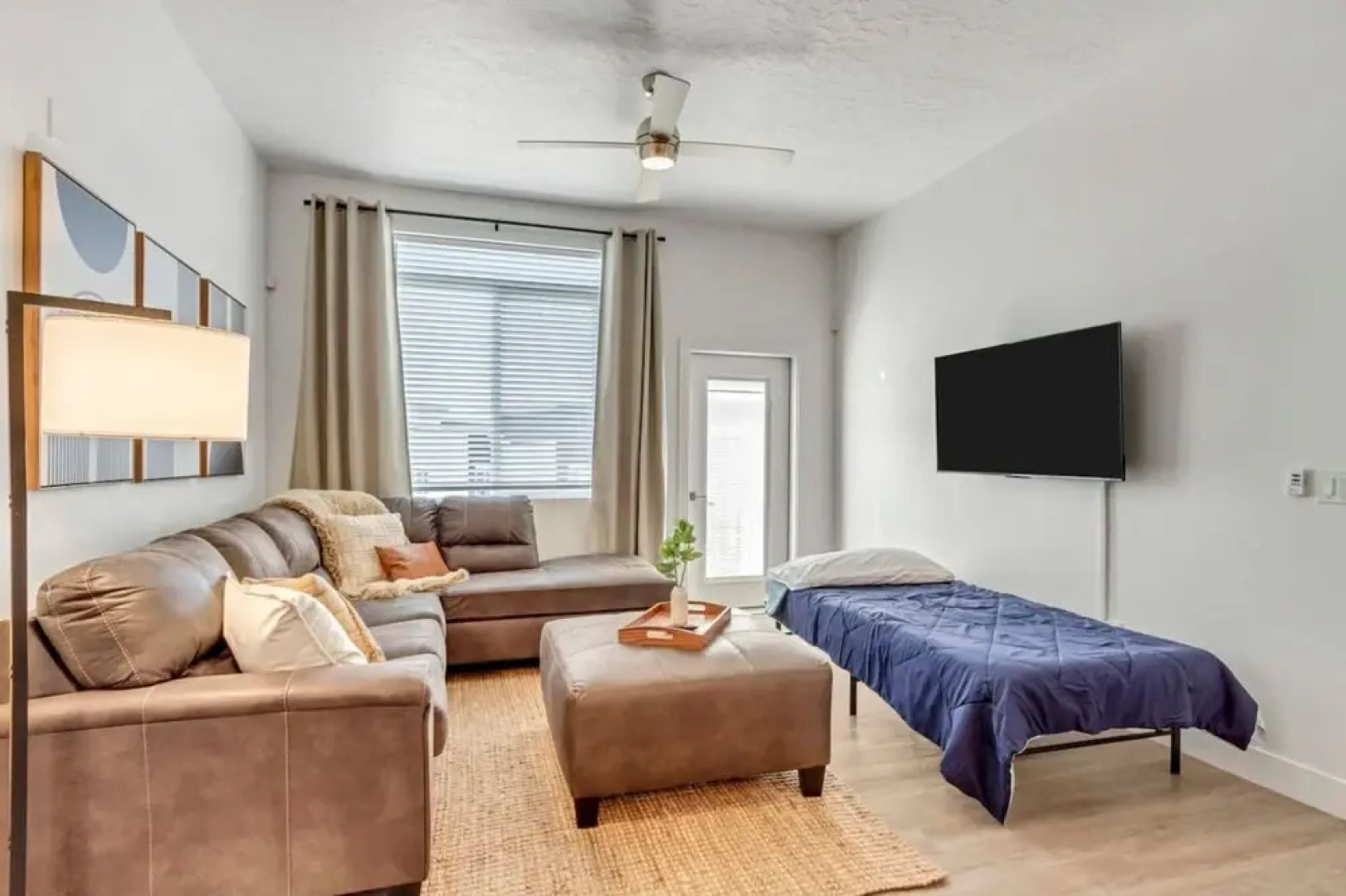 New Apt - Gigabit Internet - Year-round Pool