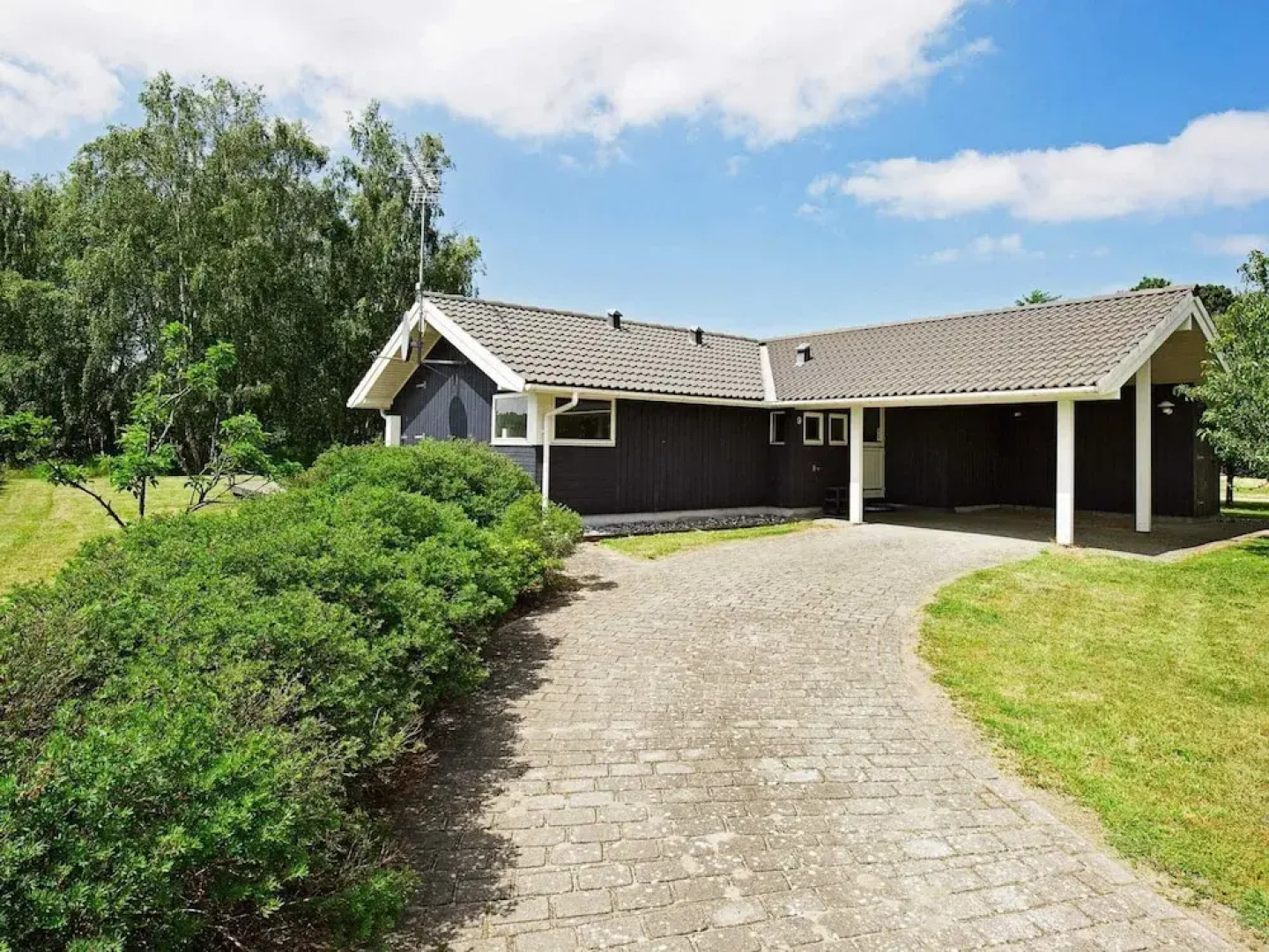 Cozy Holiday Home in AsnÃ¦s near Fishing