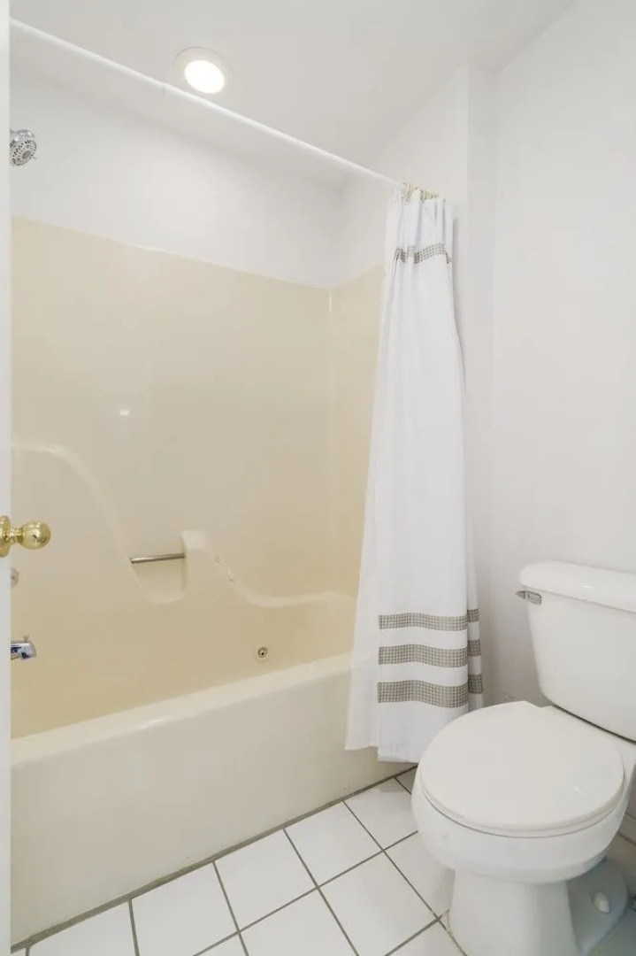 Boatin & Floatin on Table Rock Lake in the Ozarks!