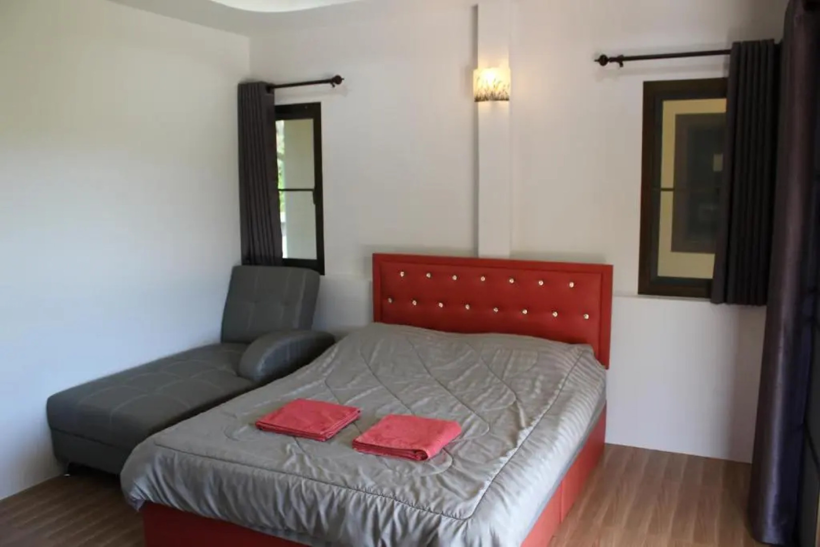 Naluemon Village FH 1