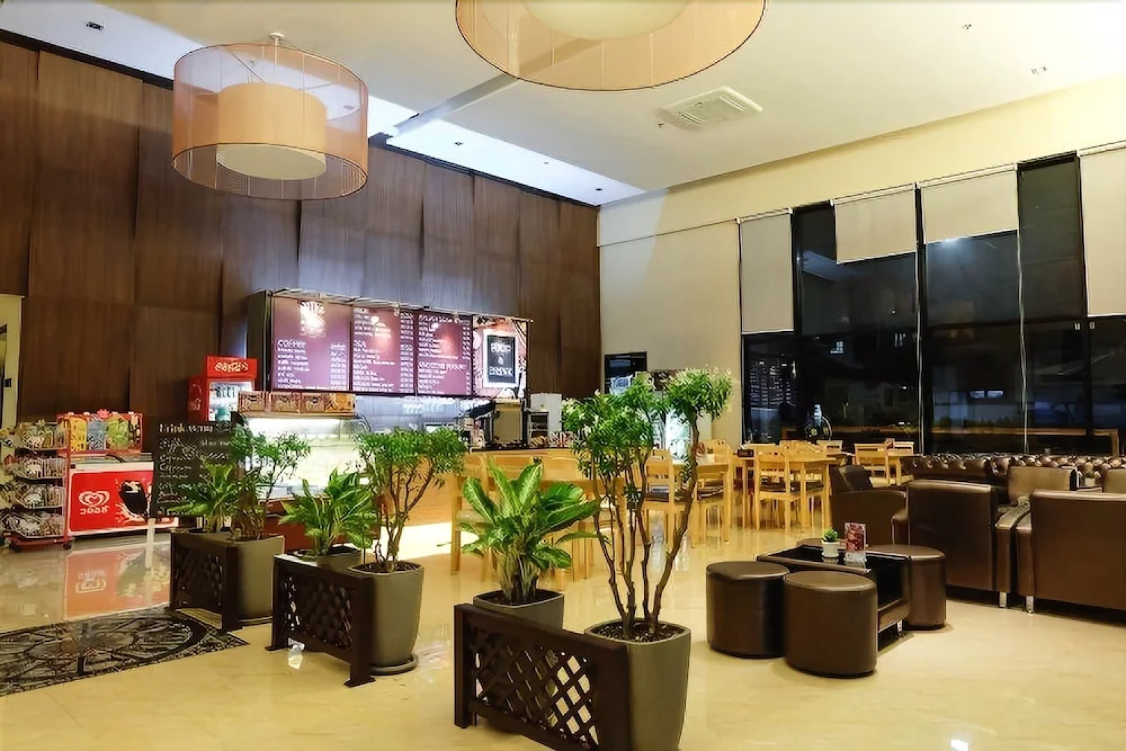 Kanyarat Lakeview Condominium by Wilai