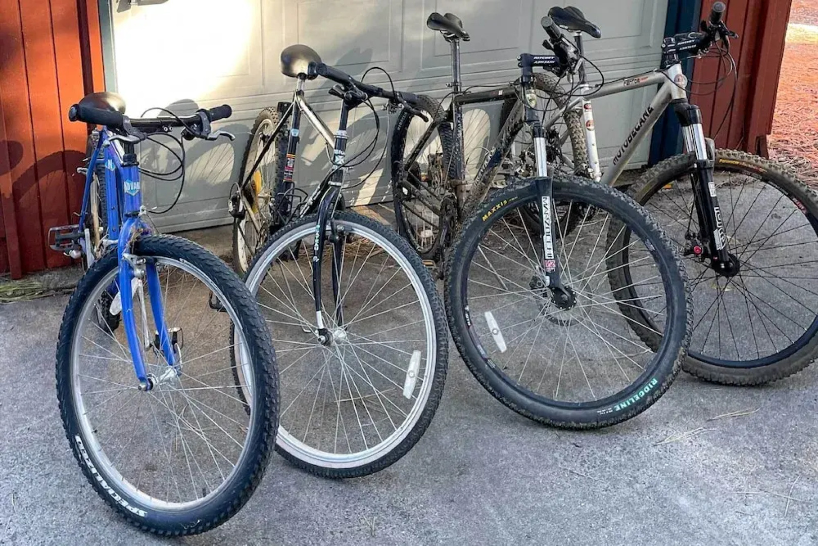 Furnished Deck & Nat'l Forest Views: Arnold Cabin