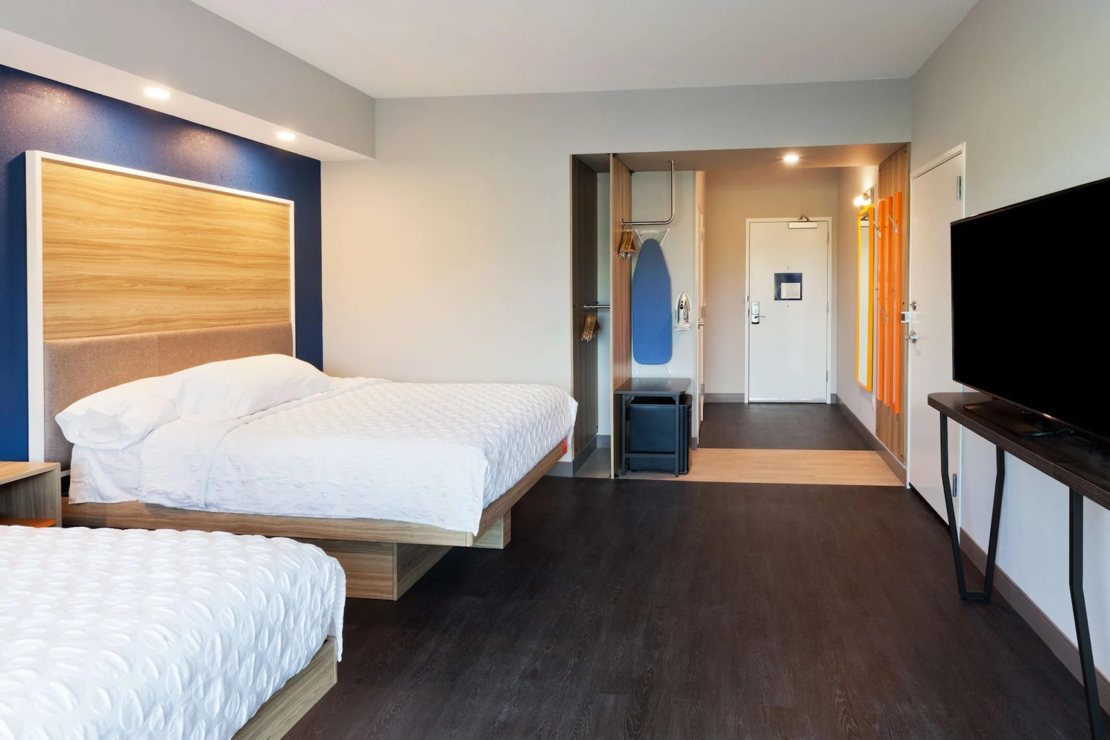 Tru by Hilton Auburn