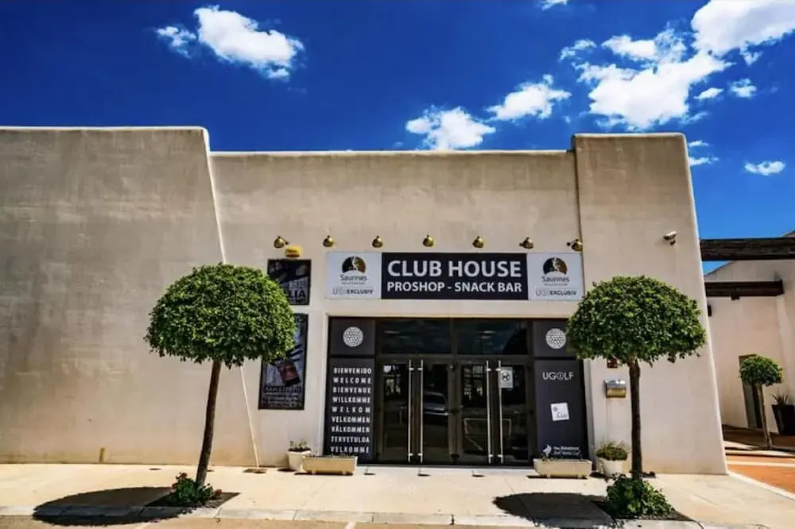 Stylish 2-bed Apartment Overlooking the Fairways