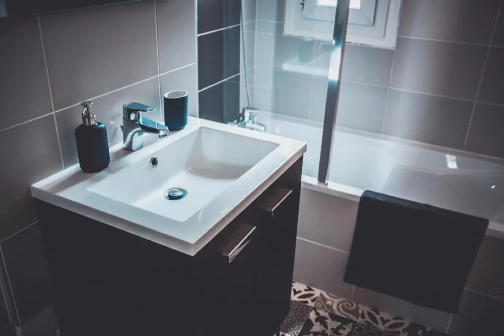 LE LOTUS - Appartement plus parking privatif - V-RENT