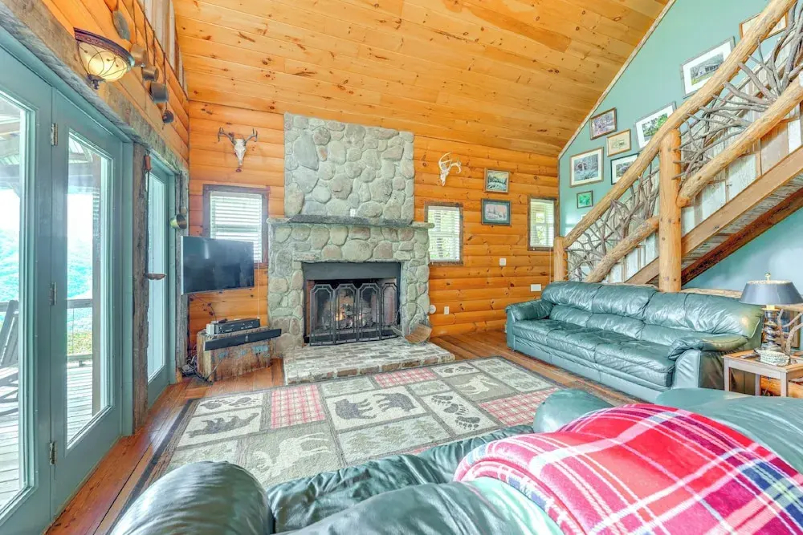 Bryson City Cabin: Hot Tub + Mtn View!