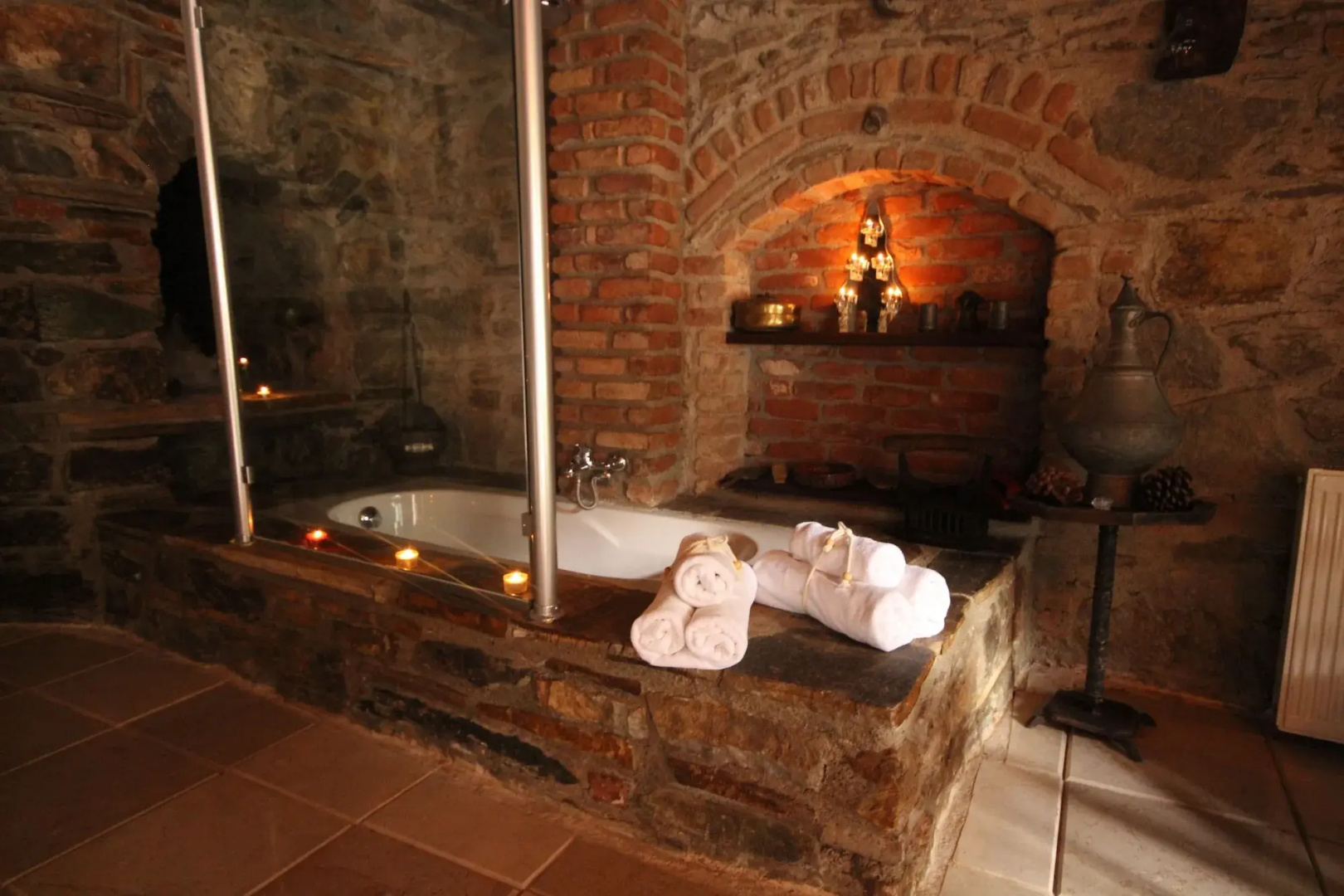Stonehouse By Ipek