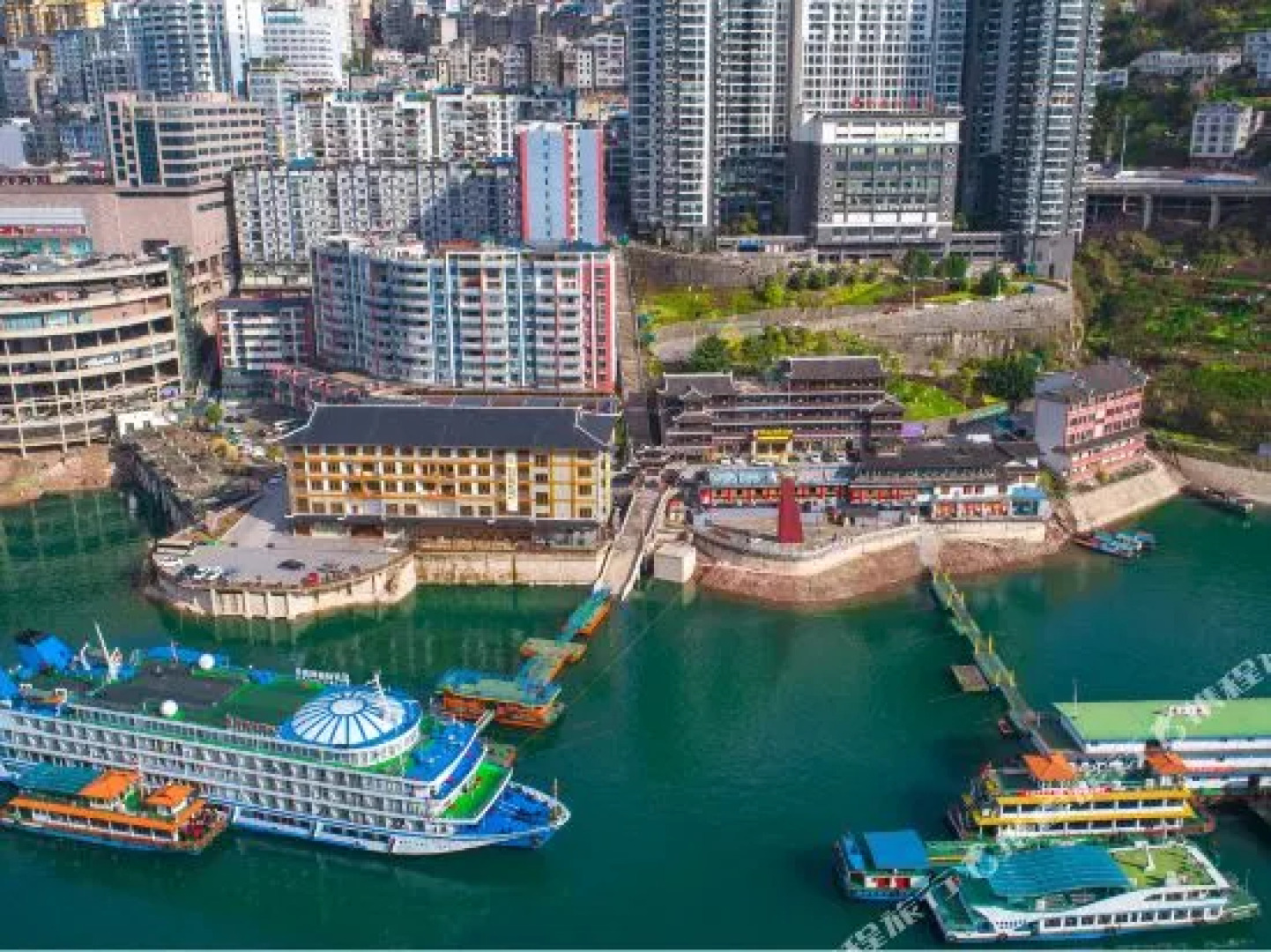 Jinxiu Zhonghua International Hotel