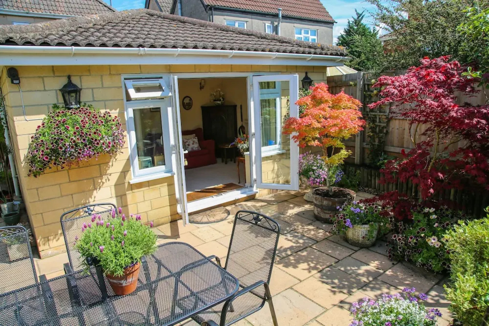 London Road Guest Accommodation