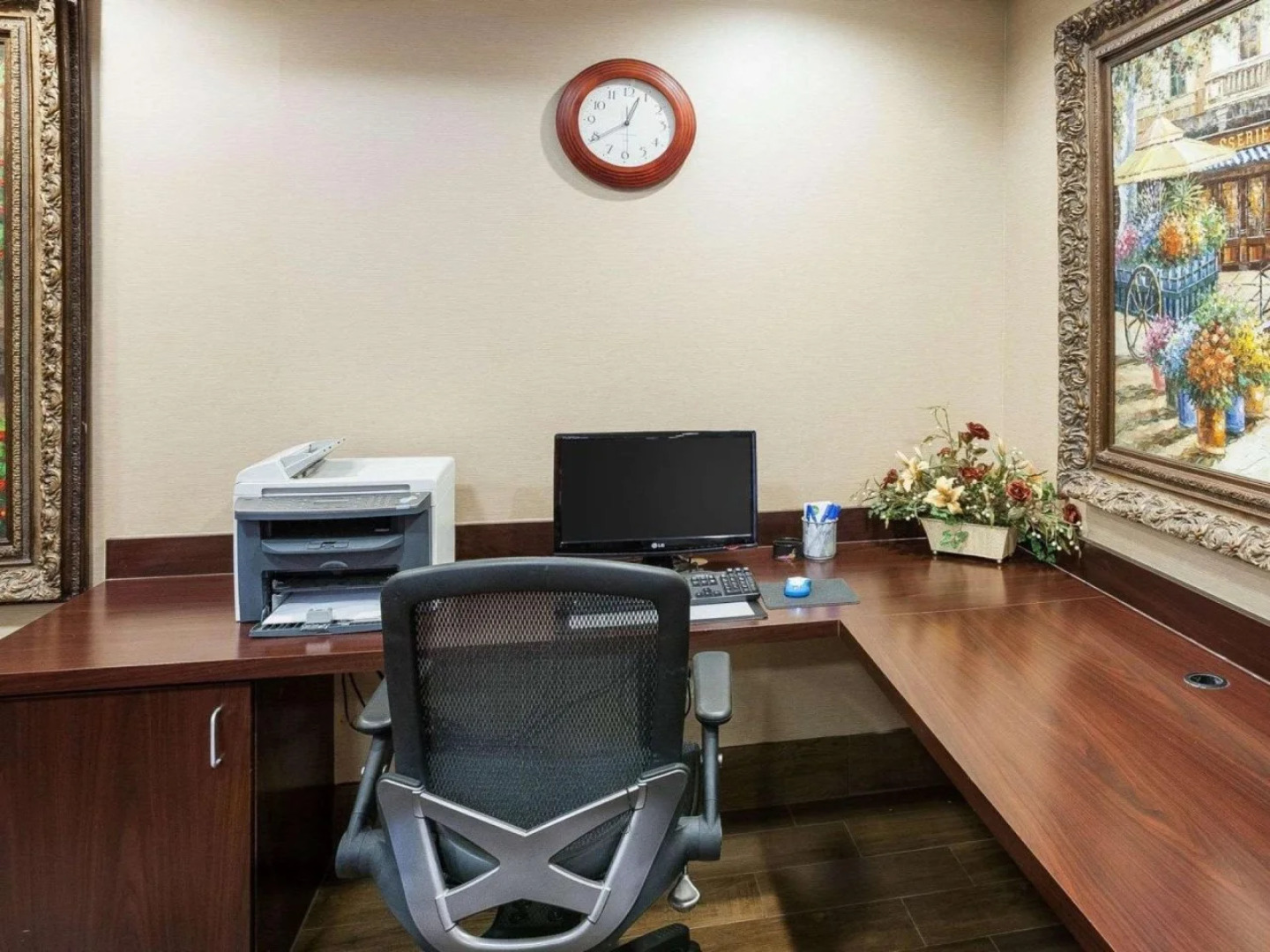 Comfort Inn & Suites Near Medical Center