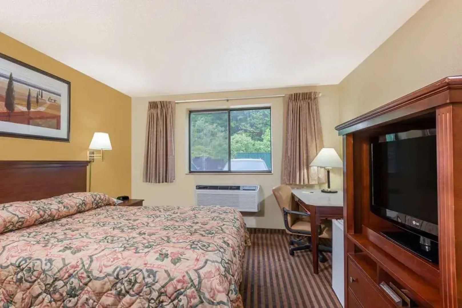 Super 8 La Vale/Cumberland Area