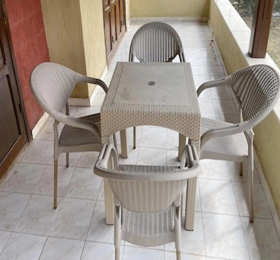 Remarkable 2-bed Cottage