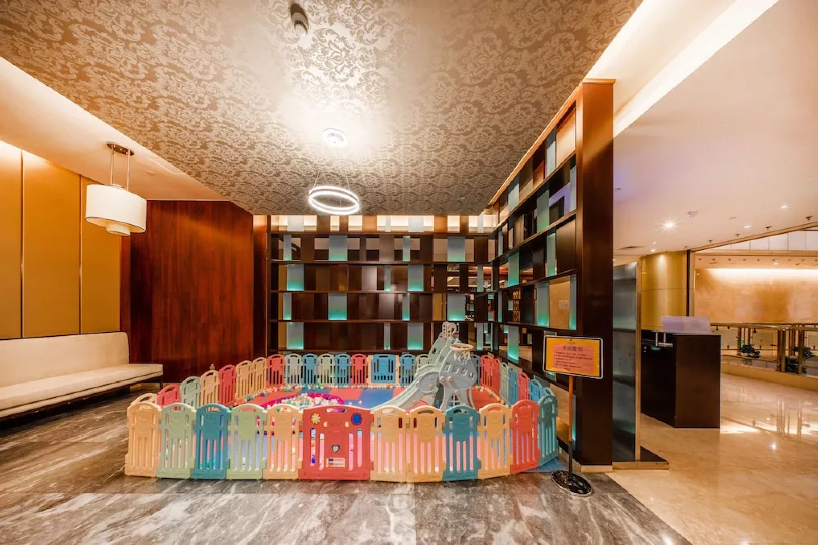 New Yallan Hotel Deqing