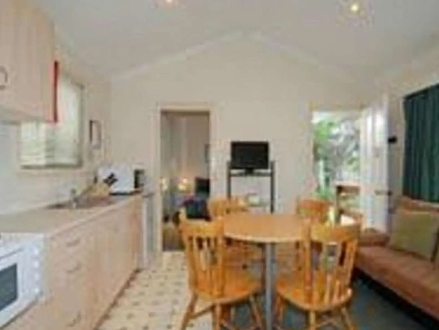 Triabunna Cabin and Caravan Park