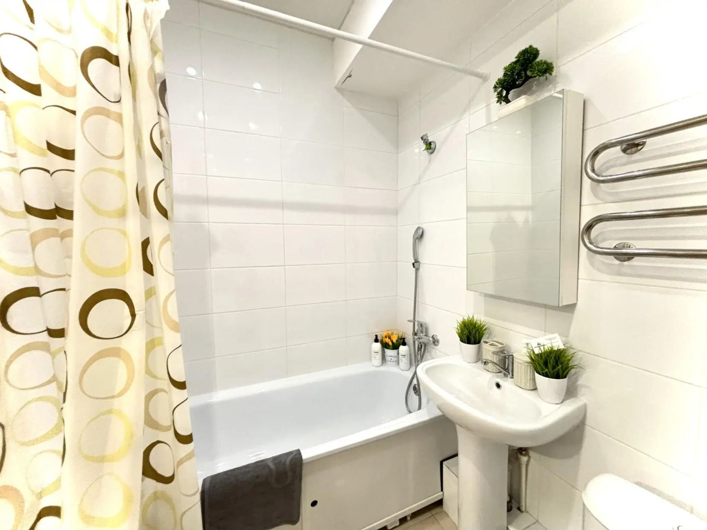 BestHome (БестХоум) на улице Академика Колмогорова 24 корпус 2