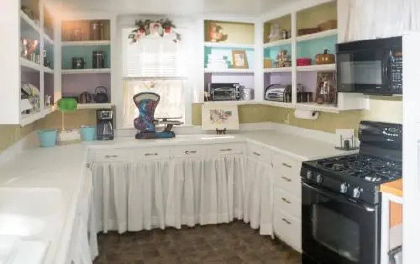 Studio B Guest House