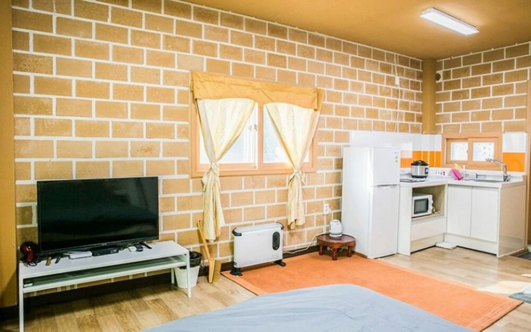 Taean Lunasol Pension