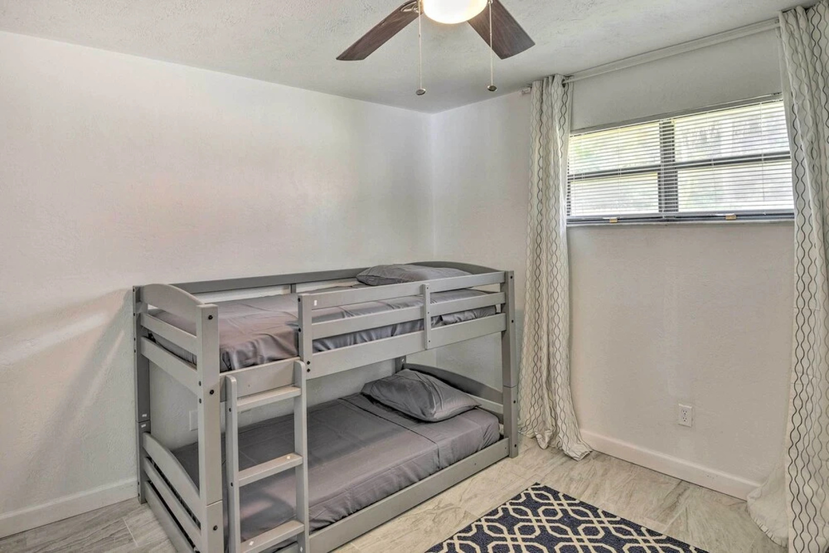 Port Orange Oasis: Close to Beaches & Dining!