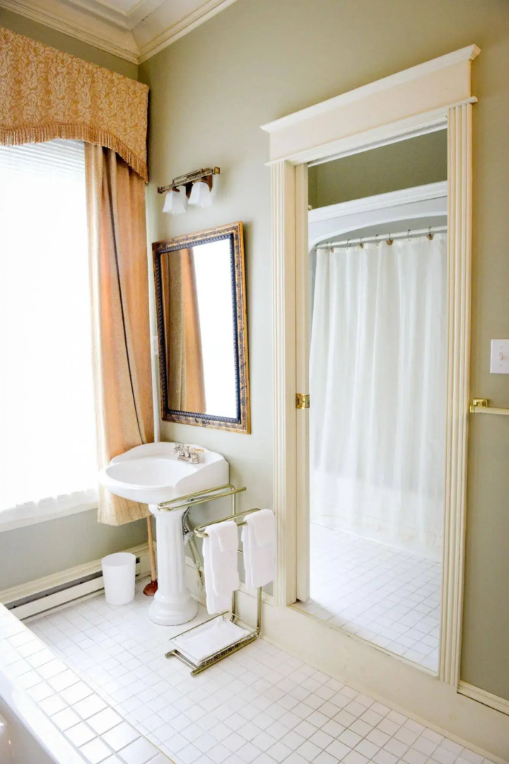 The Elizabeth Manor Guesthouse