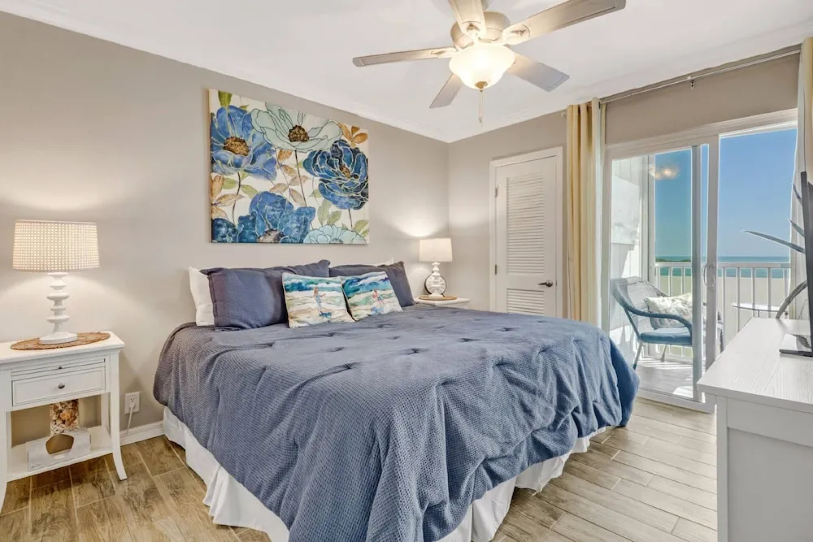 Castle Beach 402