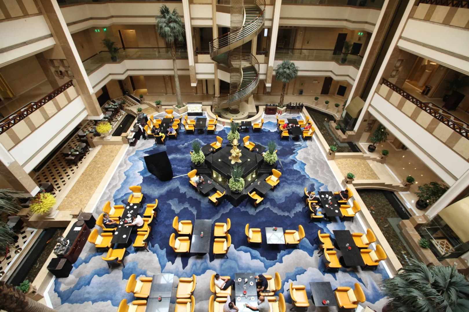 Luxemon Xinjiang Yindu Hotel