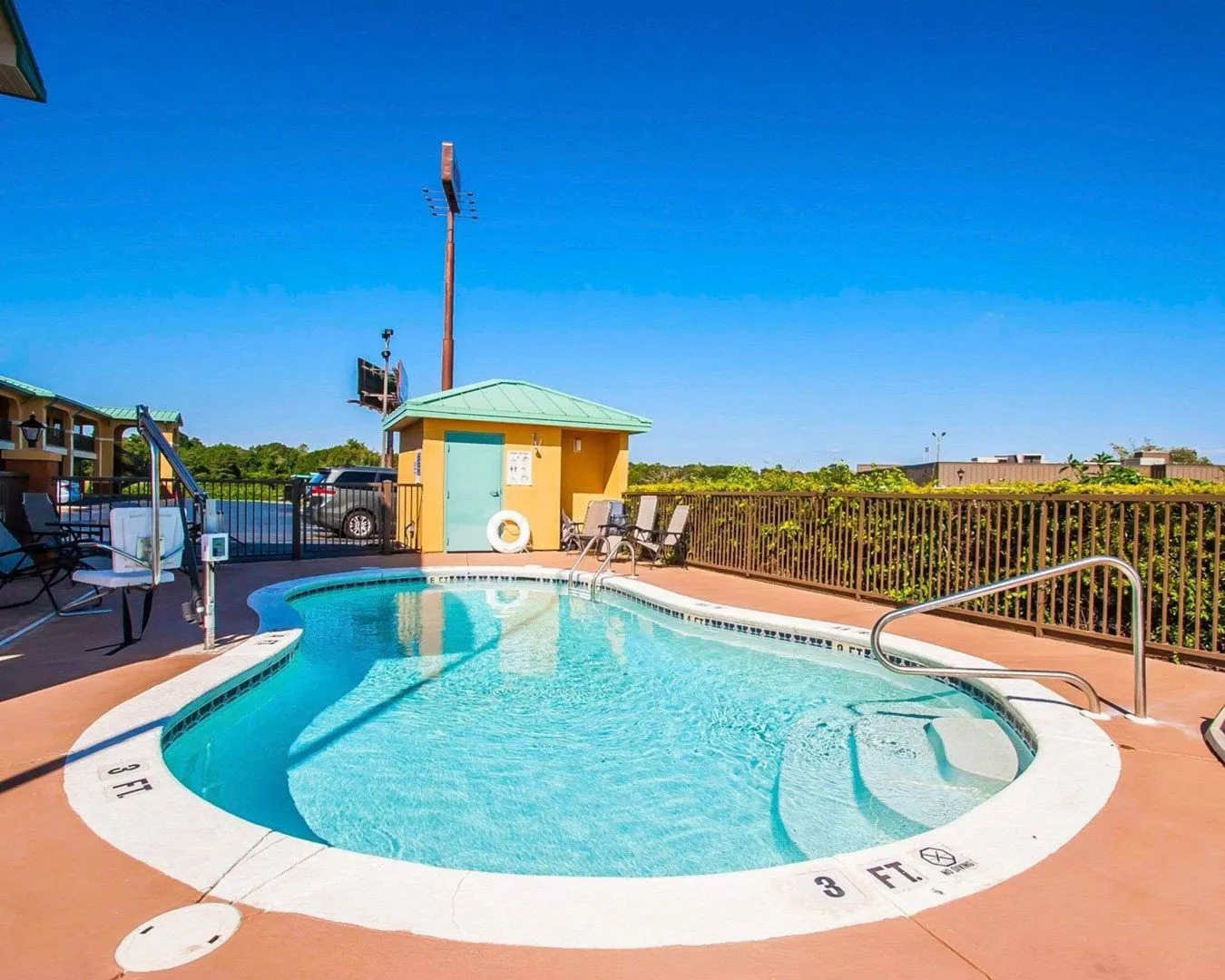 Motel 6 Prattville, AL