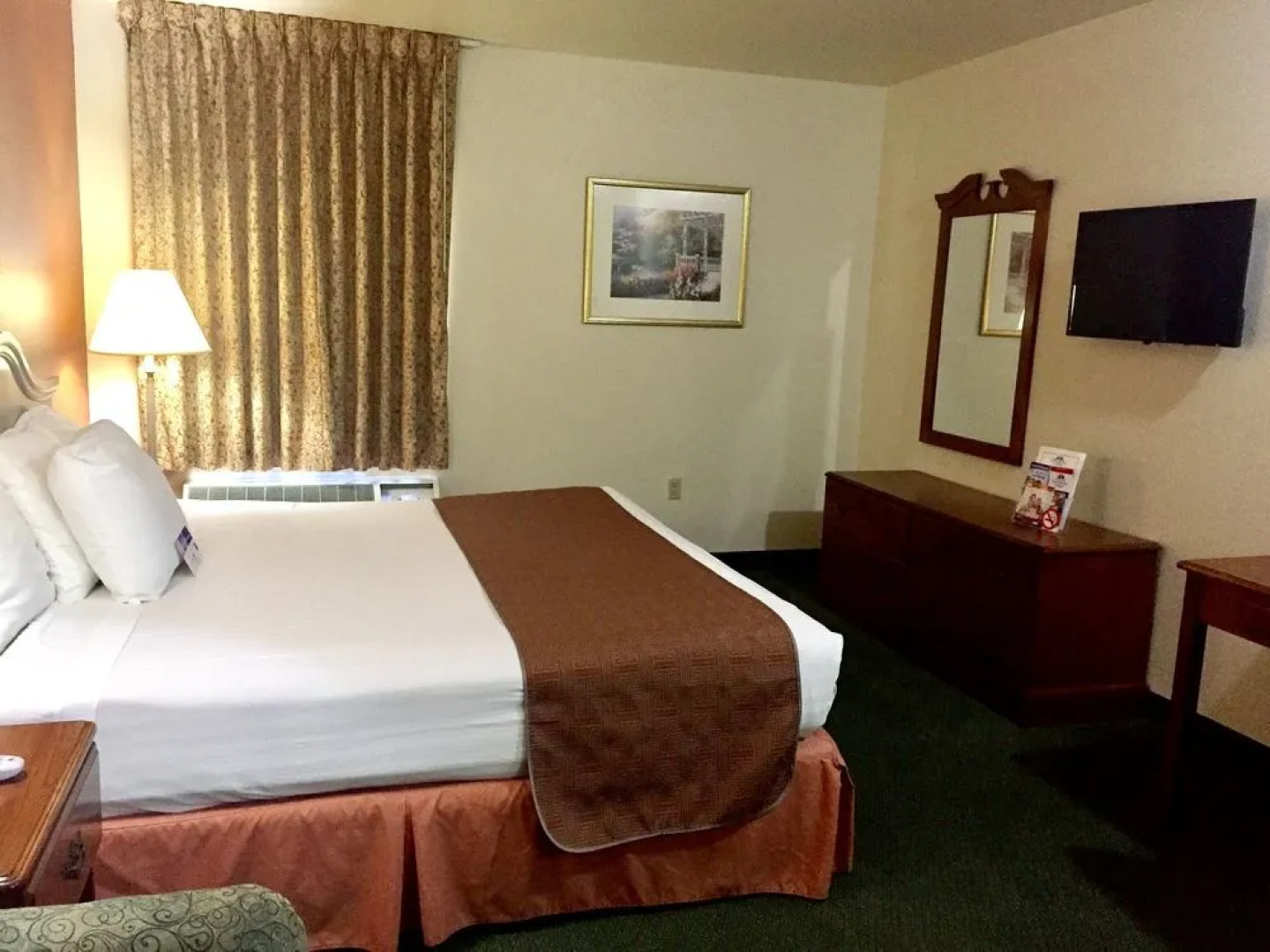 Americas Best Value Inn & Suites Star City
