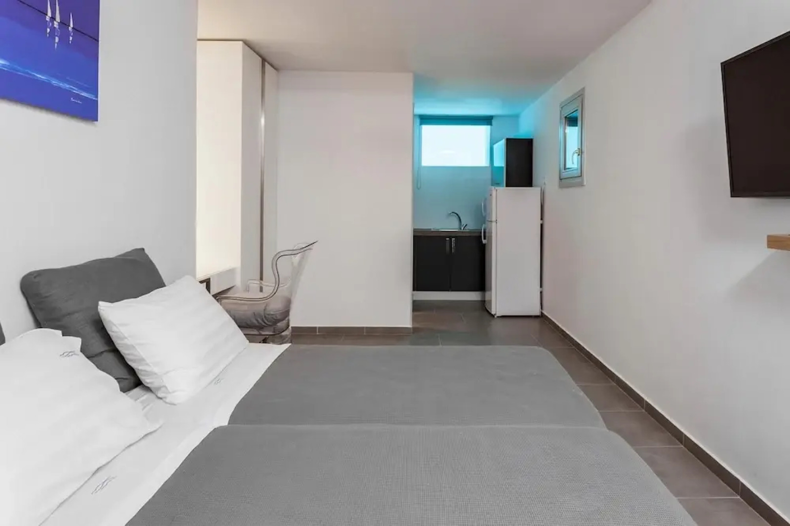 Epic Twin Luxurious 14 Bedrooms Villa for 28