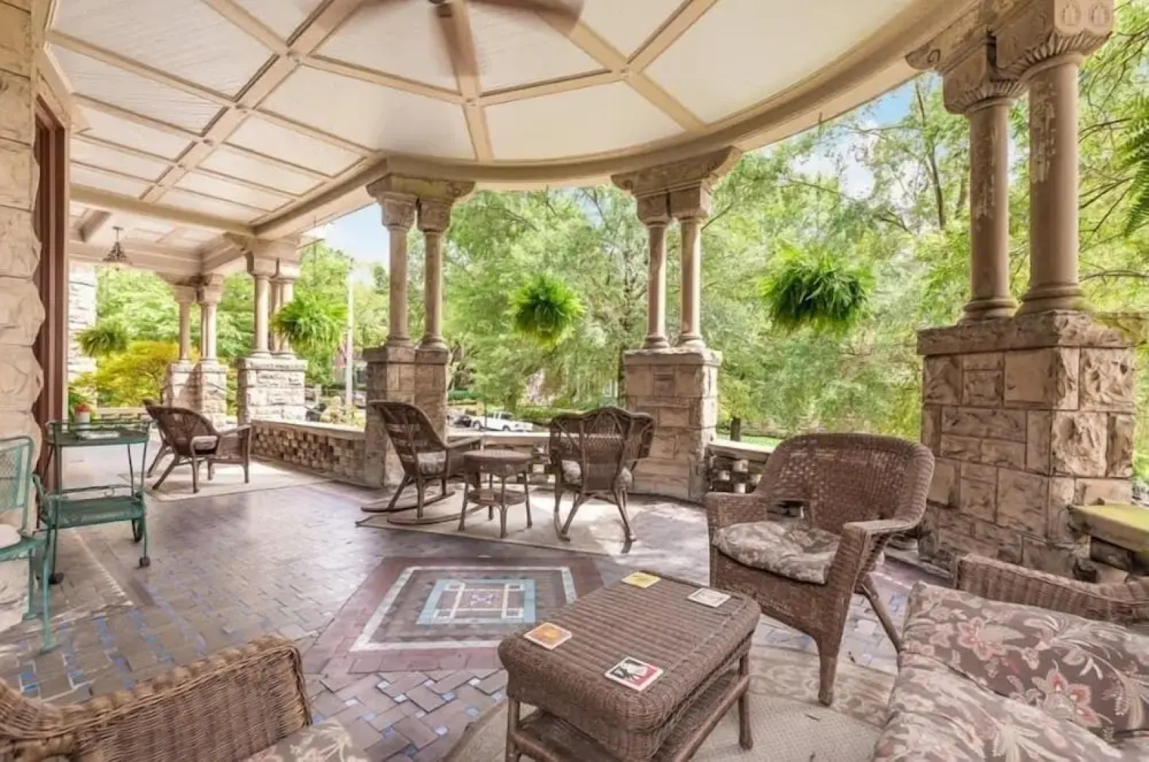 The Mayors Mansion Inn