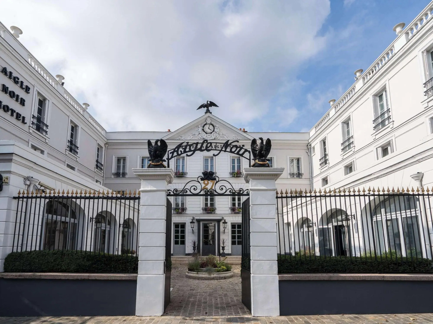 Aigle Noir Hotel Fontainebleau -  MGallery Collection