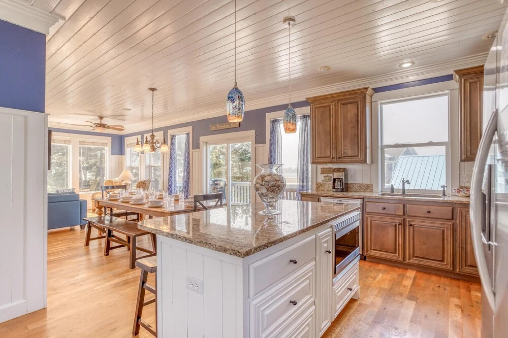 Baywood Shores Bed & Breakfast