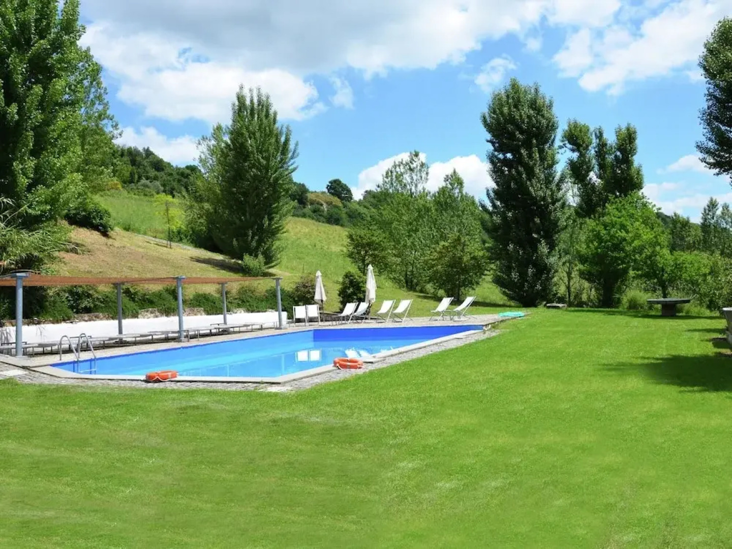 Spacious Villa in Sermugnano With Private Swimming Pool