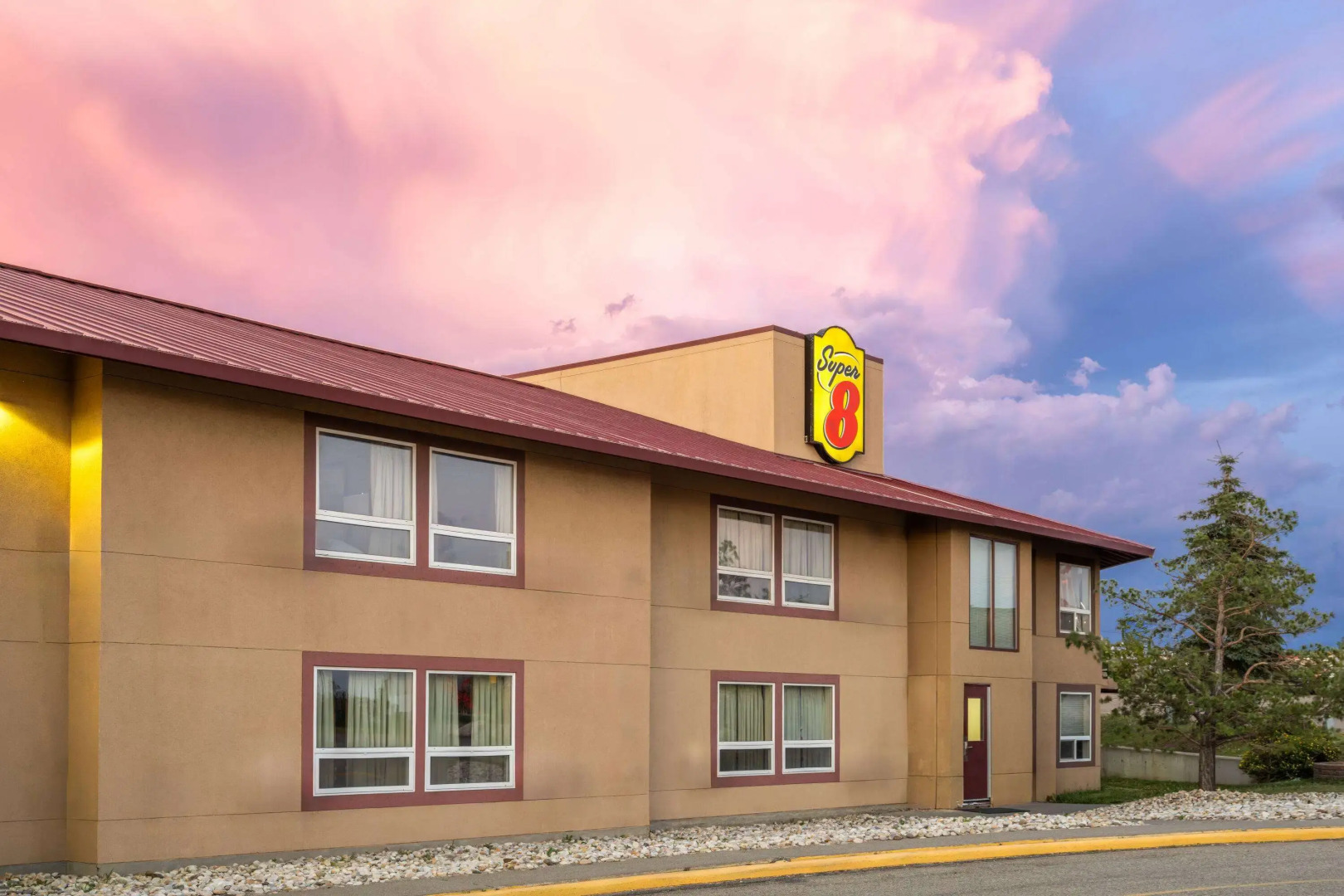 Super 8 by Wyndham Sherwood Park/Edmonton Area