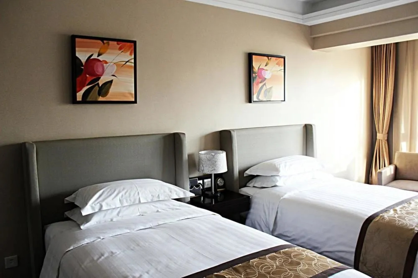 Qinhuangdao Peninsula Seasons Hotel And Apartment