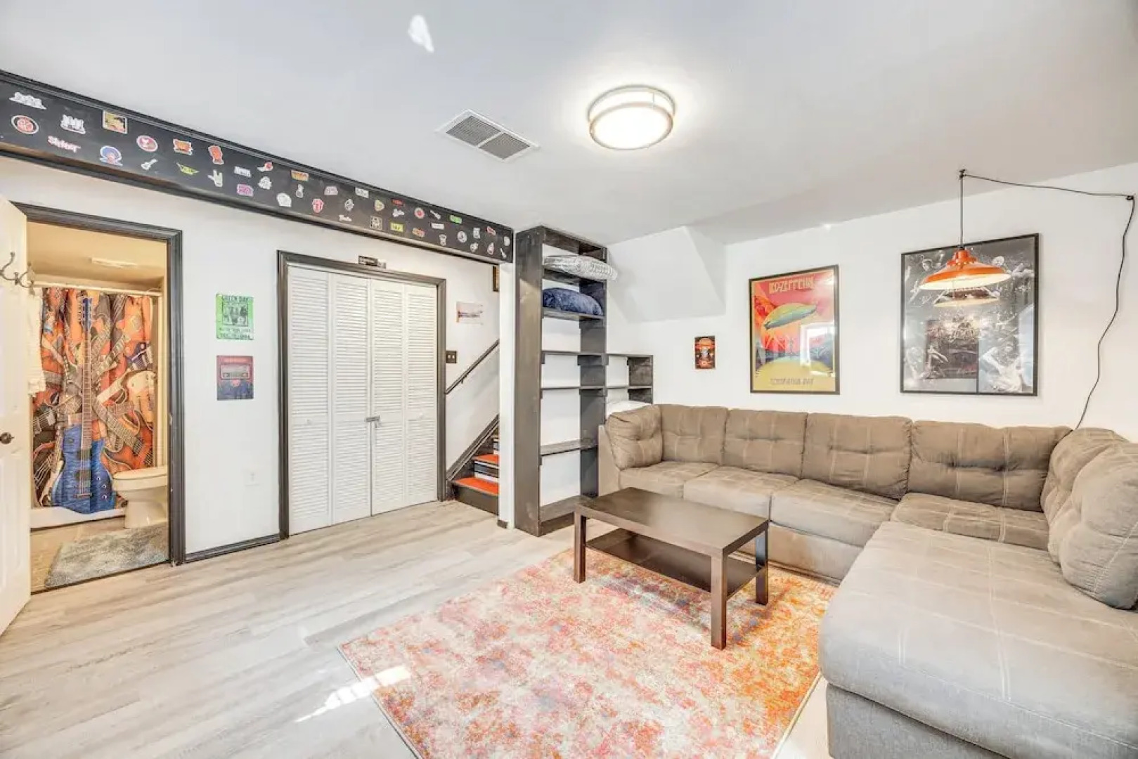 Music-Themed Fountain Home W/ Fireplace & Yard!