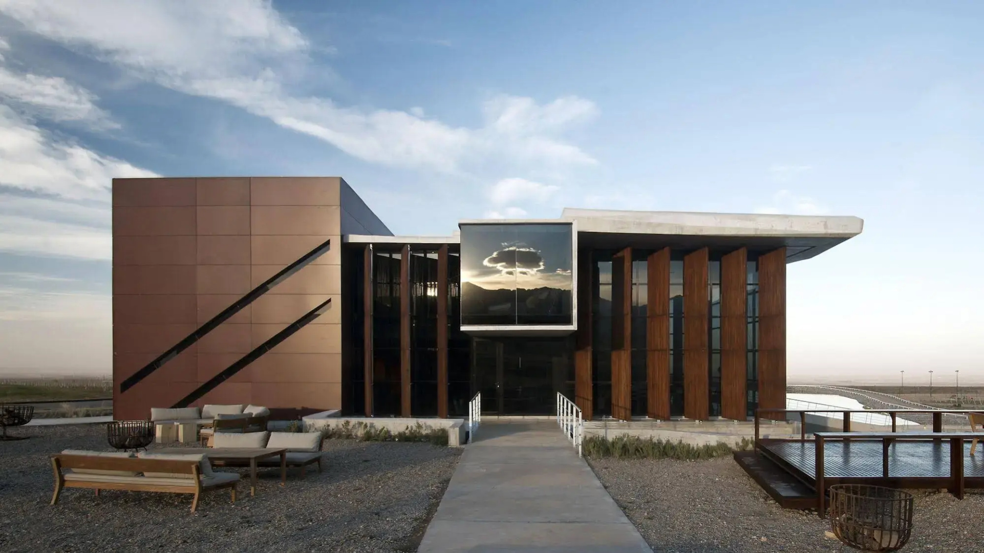 Casa de Uco Vineyards & Wine Hotel